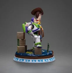 Toy Story Estatua 1/10 Deluxe Art Scale Buzz & Woody 38 cm