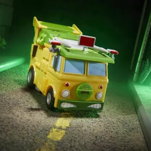 Transformers Collaborative Teenage Mutant Ninja Turtles x Transformers Party Wallop