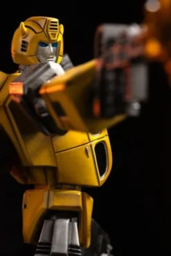 Transformers Estatua 1/20 Demi Art Scale Bumblebee 30 cm