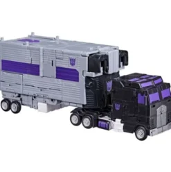 Transformers Generations Legacy Series Commander Decepticon Motormaster