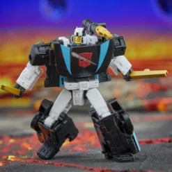 Transformers Legacy Deluxe Class Armada Universe Wheeljack