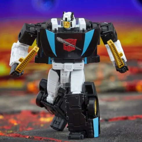 Transformers Legacy Deluxe Class Armada Universe Wheeljack