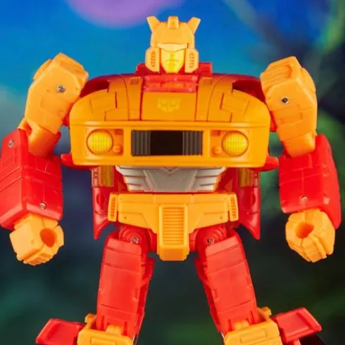 Transformers Legacy: Evolution G2 Universe Autobot Jazz