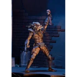 Ultimate City Hunter Predator Figura 18 cm