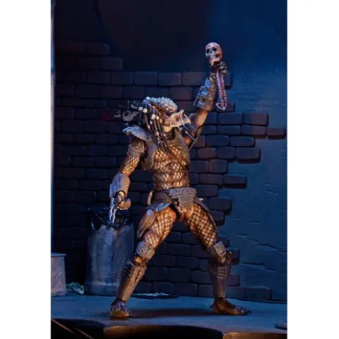 Ultimate City Hunter Predator Figura 18 cm