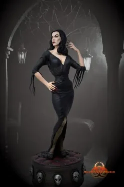 Vampira Estatua 1/6 43 cm
