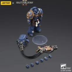 Warhammer 40,000: Space Marine 2 Figura Ultramarines Heavy Artificer Armor with Relic Multi-Melta 13 cm