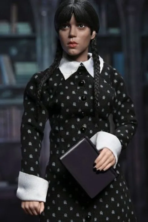 Wednesday Figura Wednesday (Classic Dress) 20 cm