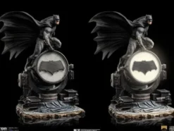 Zack Snyder’s Justice League Estatua 1/10 Deluxe Art Scale Batman on Batsignal 28 cm